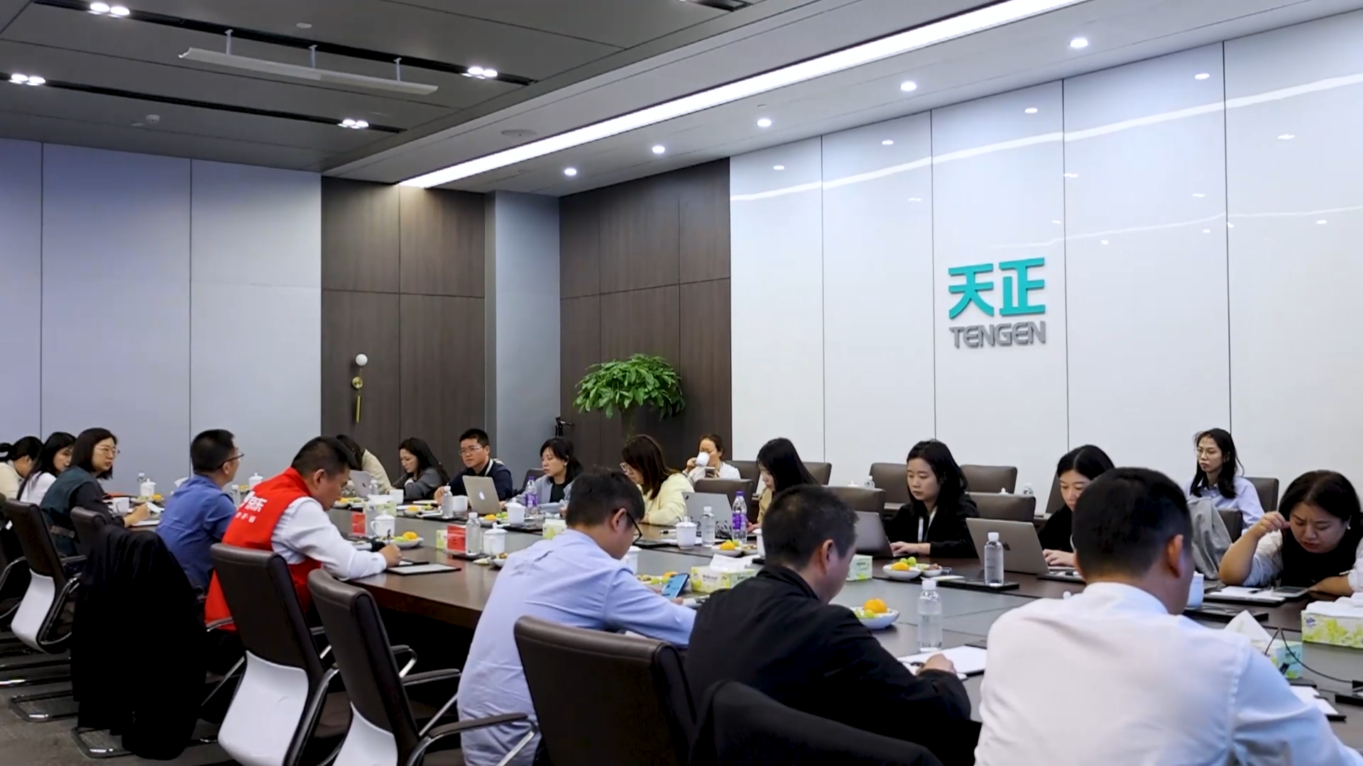 京东工业走进开云，探访产业数智化之路！